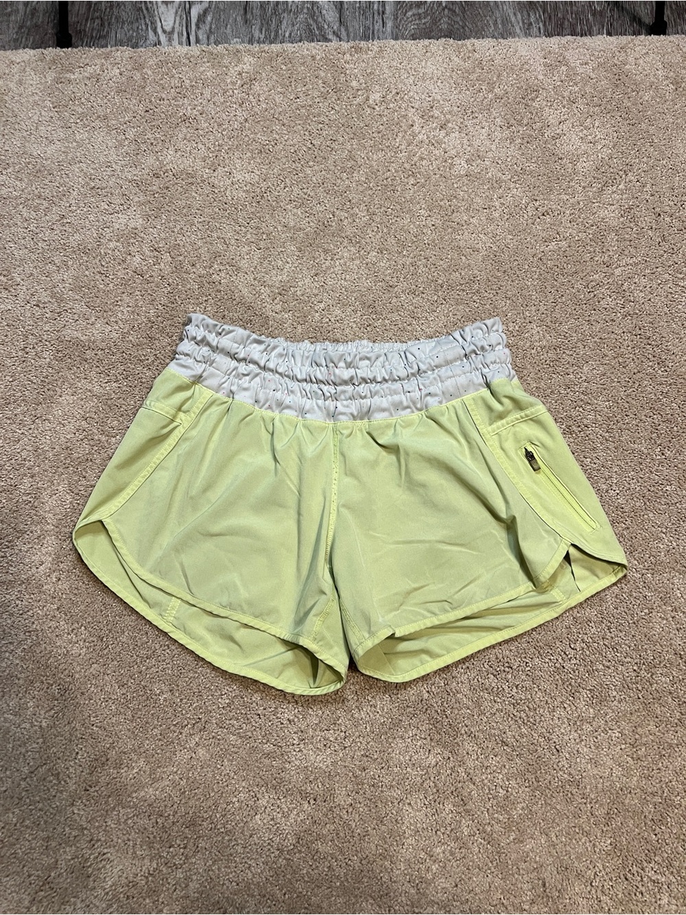 Women’s Lululemon Shorts Size 8